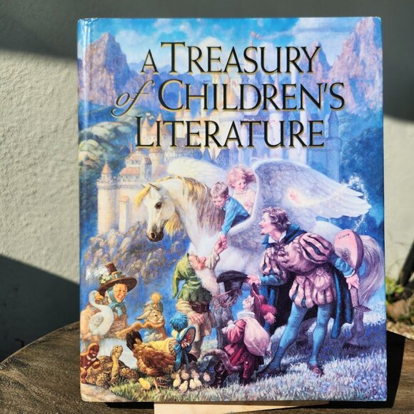 A Treasury of Children's Literature Book Hardcover Nursery Rhymes Fairy Tales Fa - Picture 1 of 9